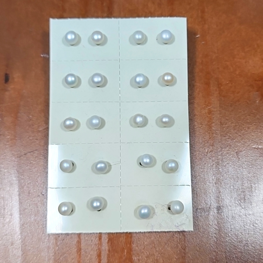 One Pair Of Sterling Silver Pearl Stud Earrings